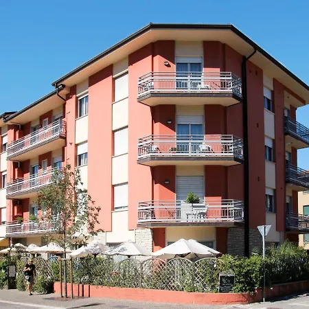 Appartamento Locazione Turistica Doria-3 Garda (Verona)