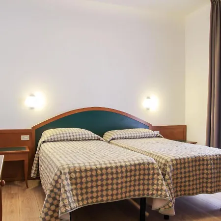 Locazione Turistica Doria-3 * Garda (Verona)